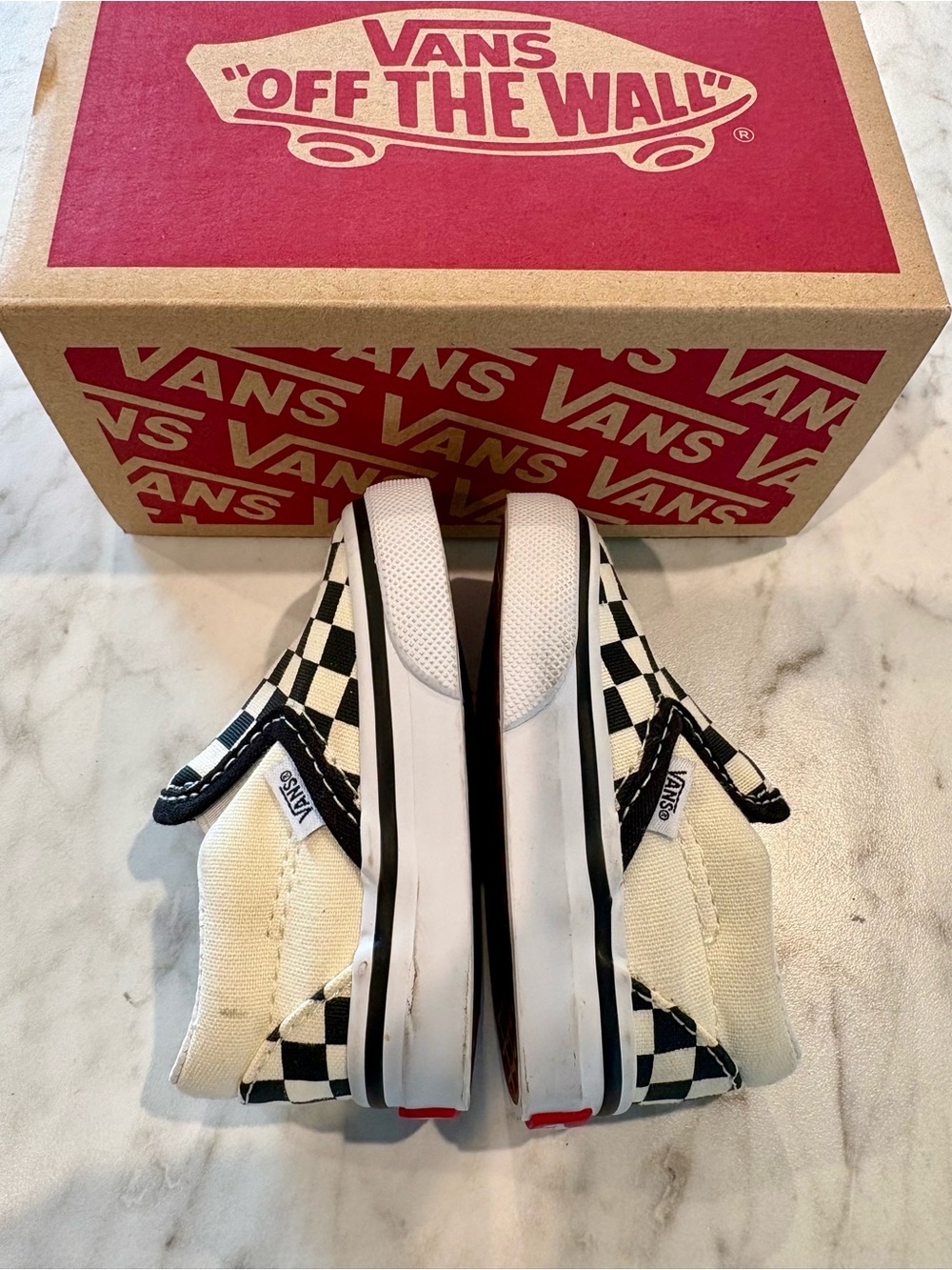 Vans Kids Checkerboard Slip-On in Black and White - Picture 6 of 7